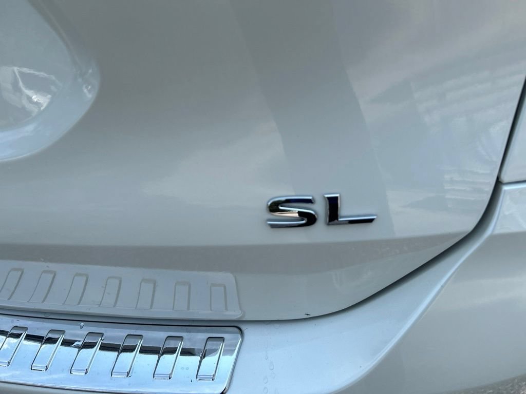 Used 2019 Nissan Rogue SL w/ Premium Package FWD image 10