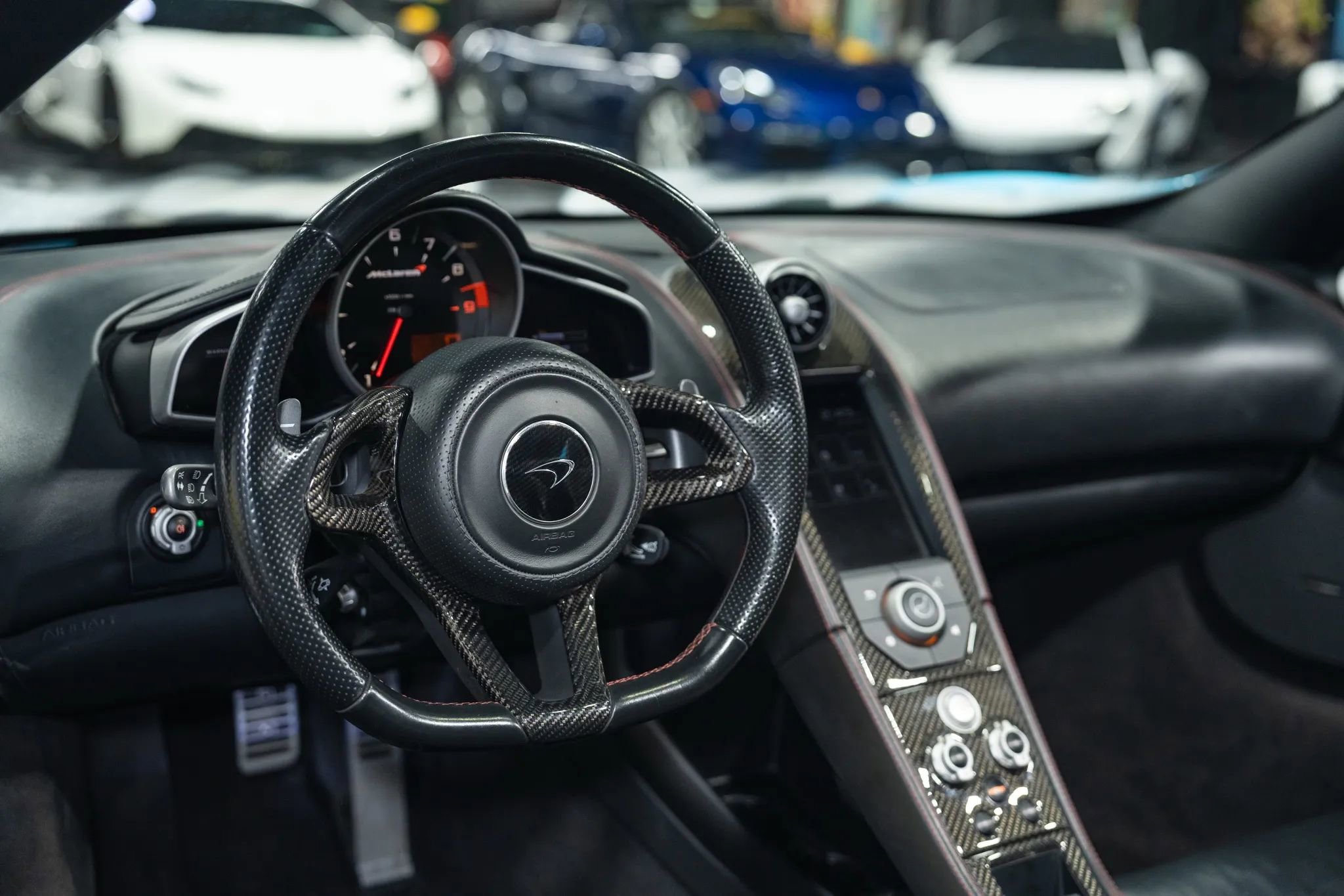 Used 2016 McLaren 650S Spider image 18
