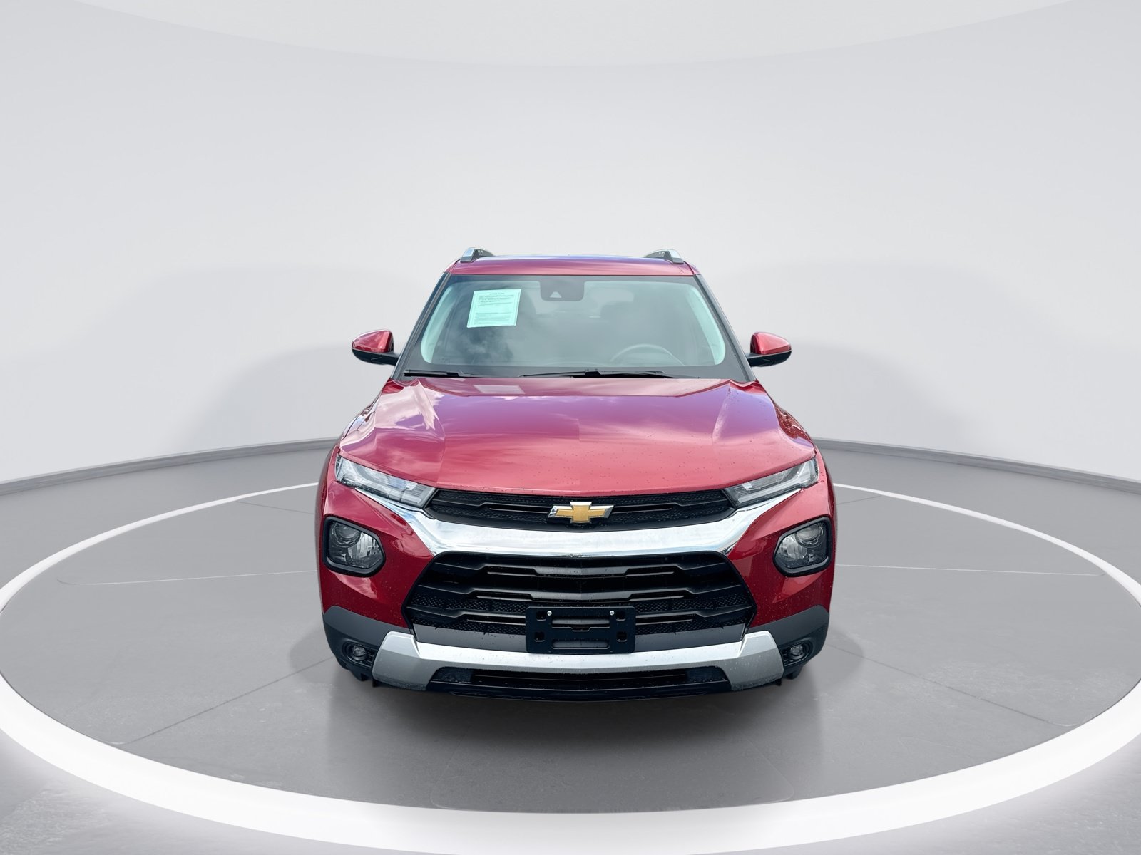 Used 2021 Chevrolet TrailBlazer LT w/ Driver Confidence Package FWD image 3