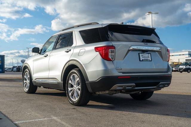 Used 2023 Ford Explorer XLT w/ Equipment Group 202A RWD image 5