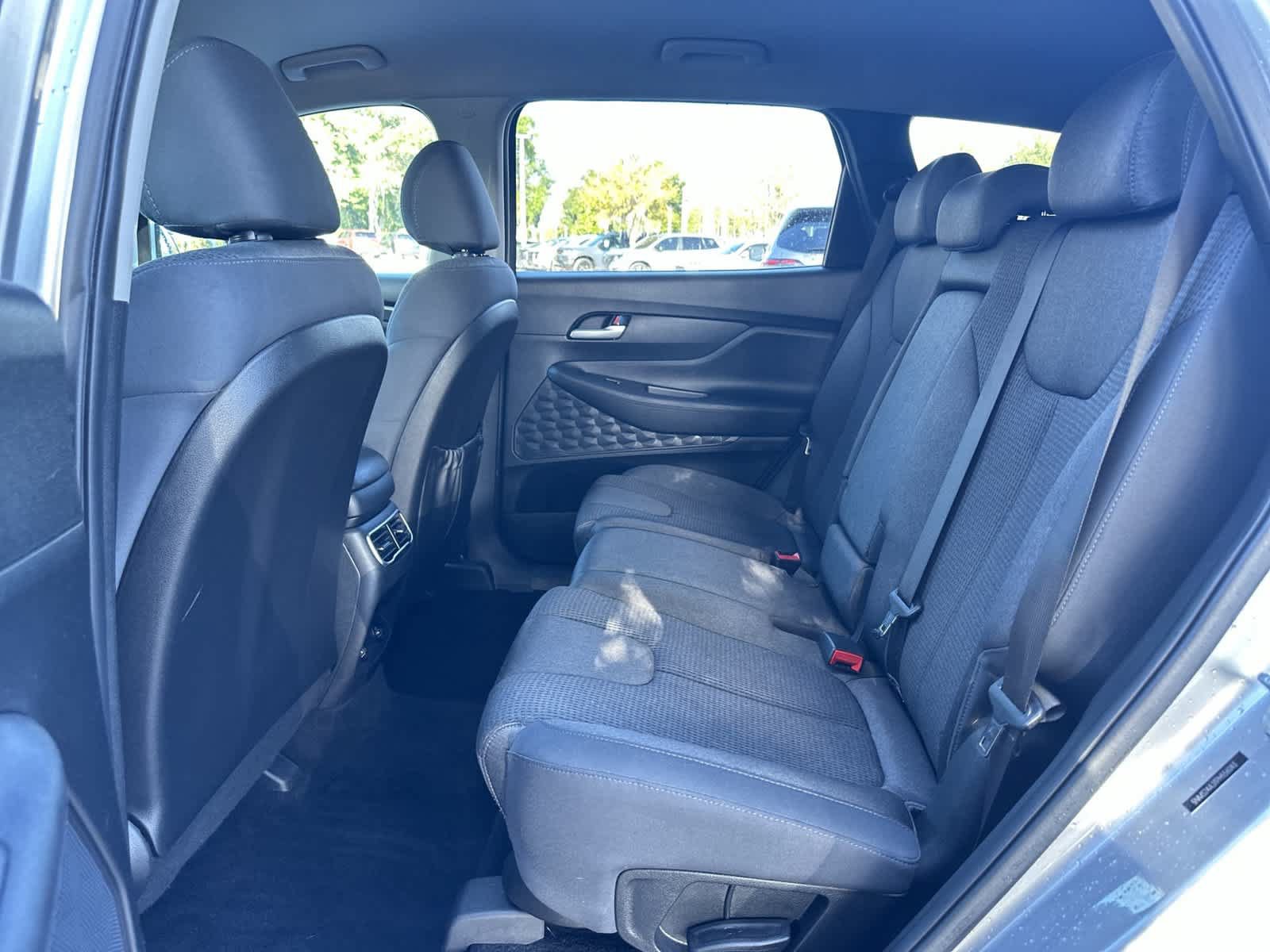 Used 2023 Hyundai Santa Fe SEL FWD image 15