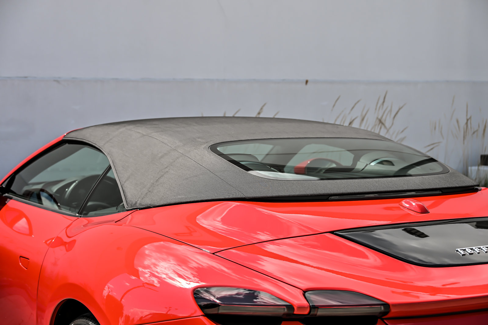 Used 2024 Ferrari Roma Spider RWD image 20
