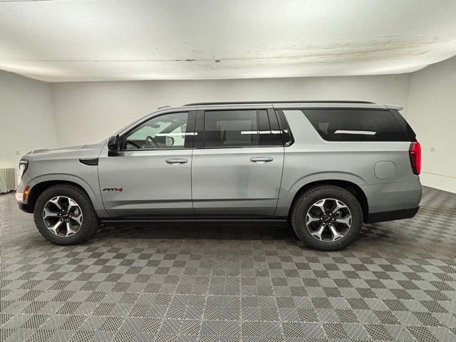 New 2026 GMC Yukon XL AT4 Ultimate AWD/4WD image 17