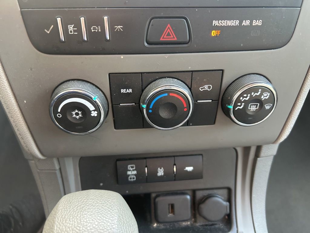 Used 2016 Chevrolet Traverse LS image 16