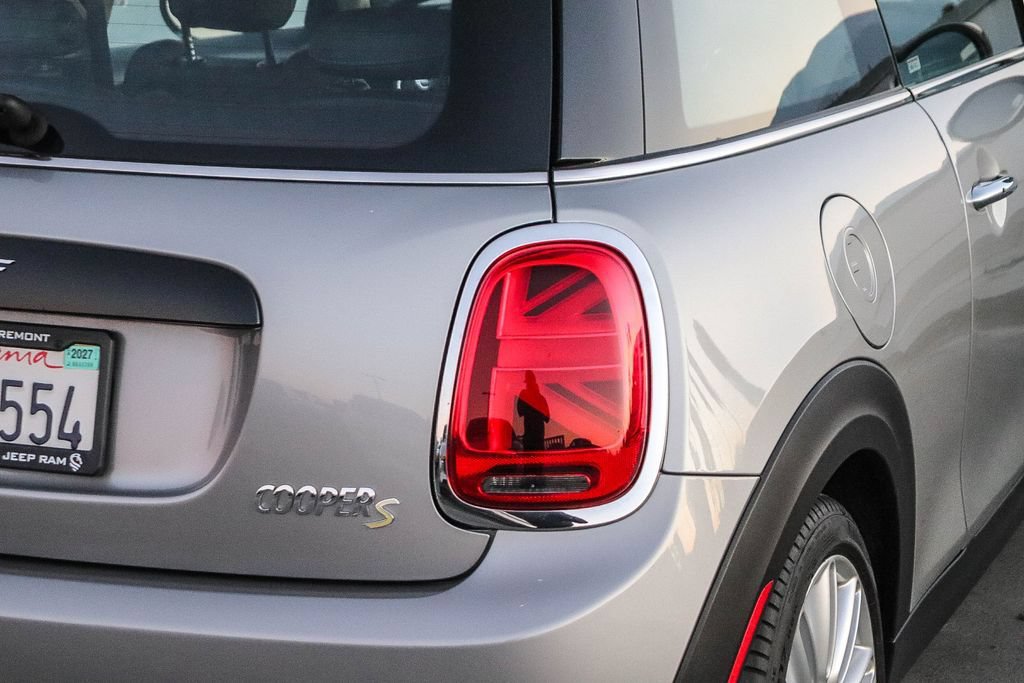 Used 2024 MINI Cooper SE FWD image 10