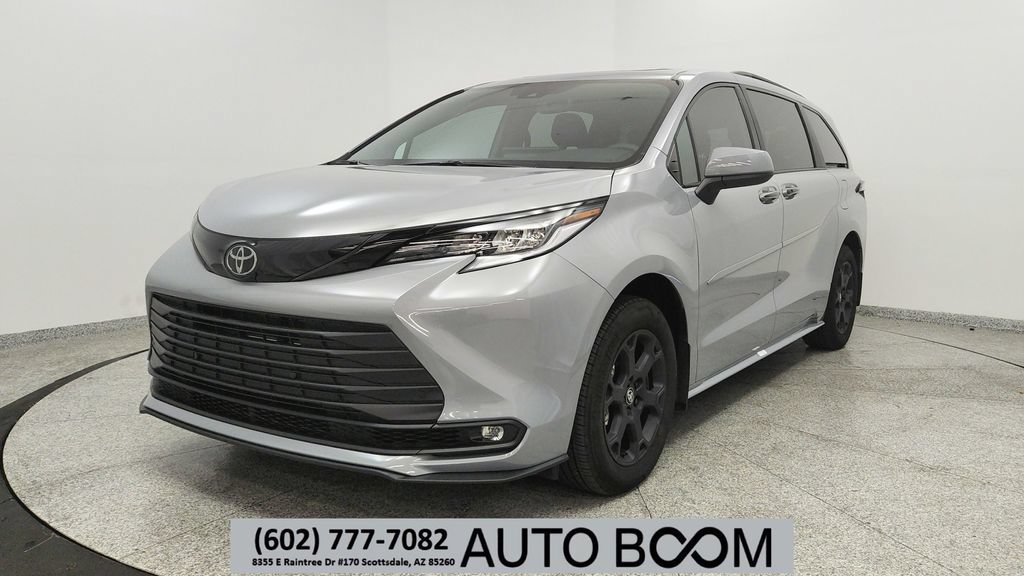 Used 2026 Toyota Sienna XLE Woodland Edition