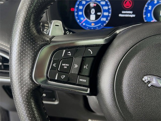 Used 2019 Jaguar F-PACE SVR image 16