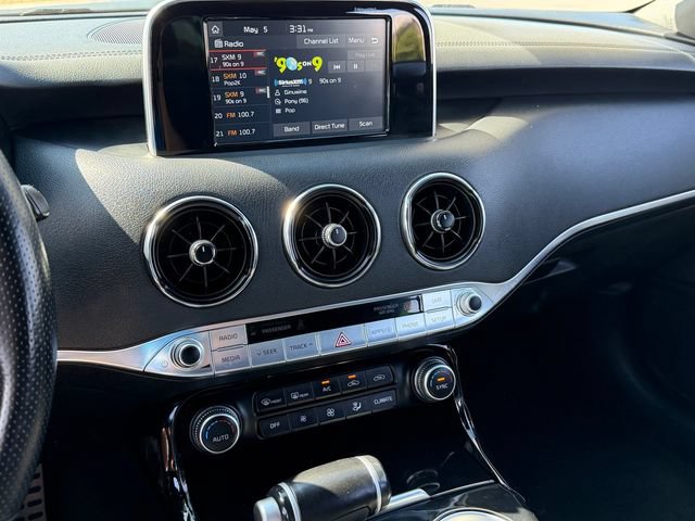 Used 2020 Kia Stinger GT-Line AWD/4WD image 19