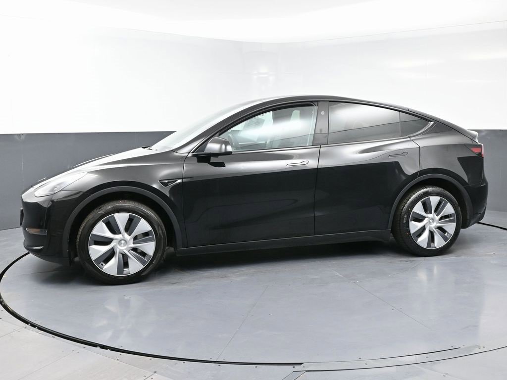 Used 2023 Tesla Model Y Long Range image 5