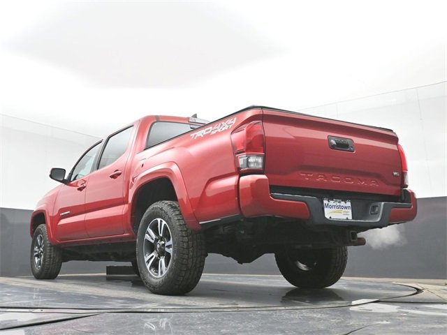 Used 2017 Toyota Tacoma TRD Sport w/ Tow Package (A/T) image 47