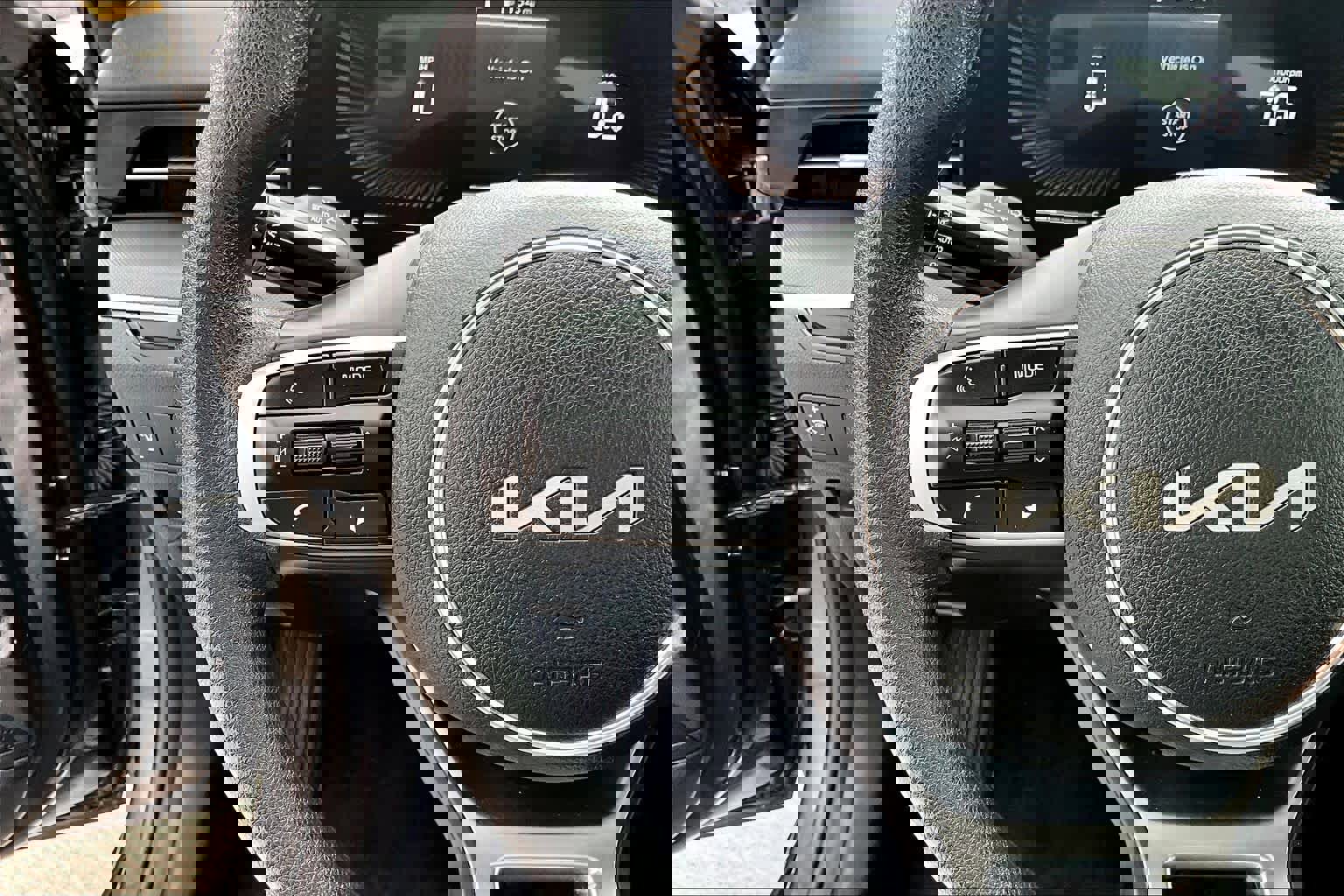 Used 2026 Kia K5 LXS image 22