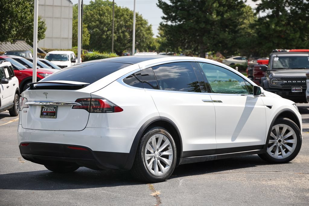 Used 2020 Tesla Model X Long Range AWD/4WD image 3