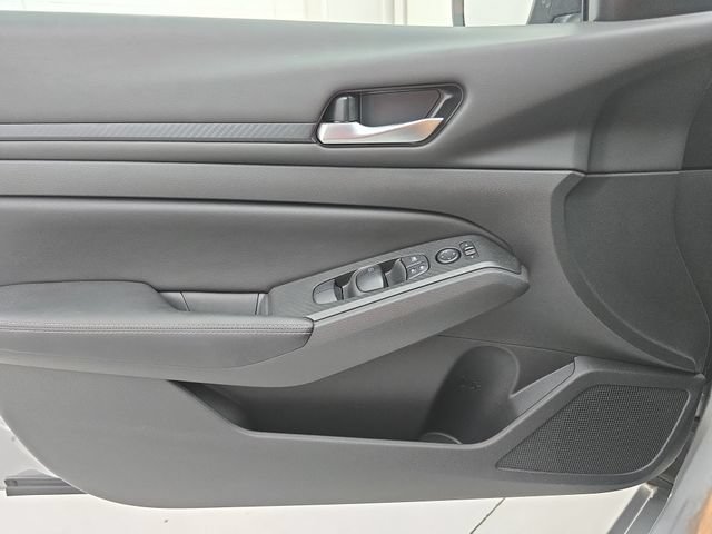 Certified 2024 Nissan Altima 2.5 SV FWD image 25