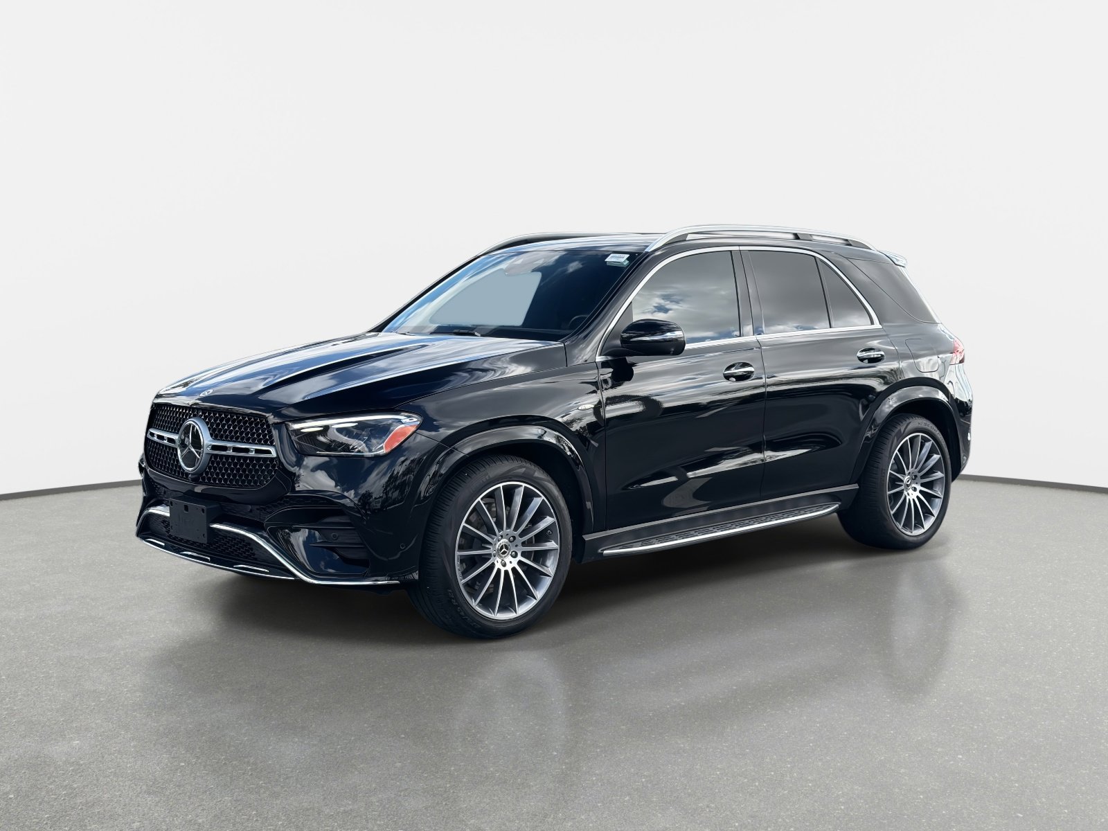 Used 2025 Mercedes-Benz GLE 450e 4MATIC image 7