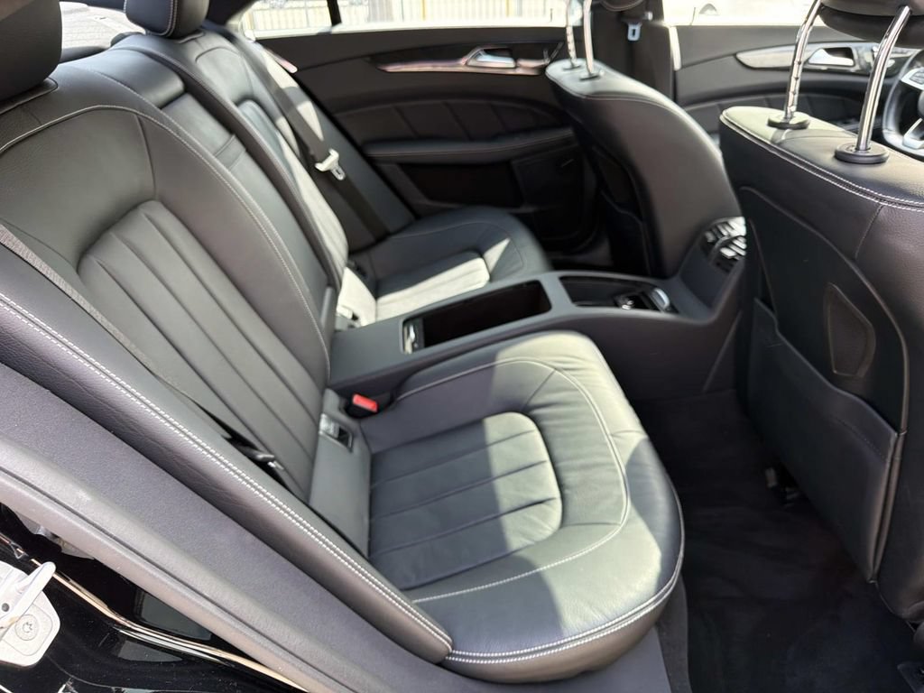Used 2016 Mercedes-Benz CLS 400 image 9