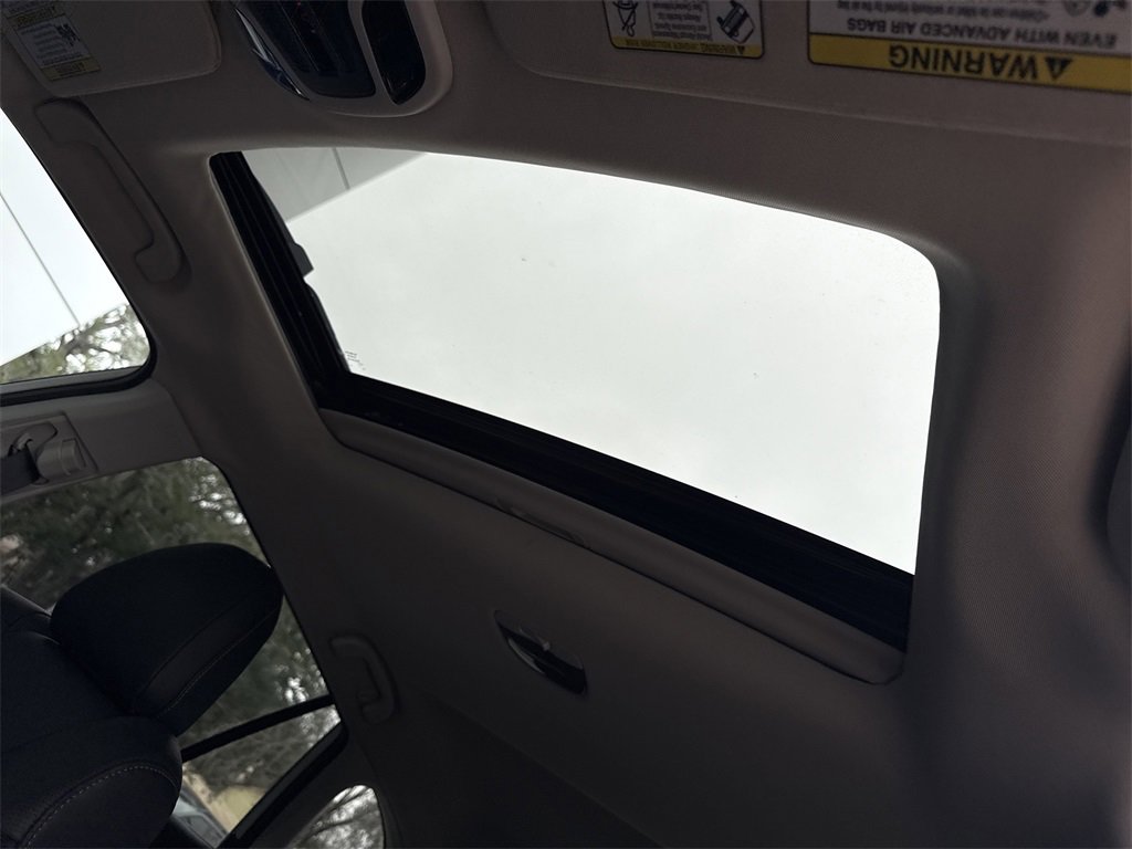 Certified 2022 Subaru Outback Limited image 29