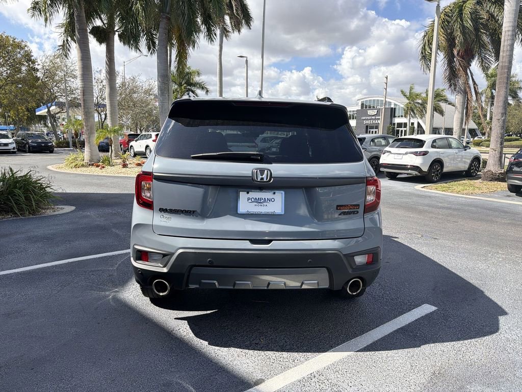 Certified 2023 Honda Passport TrailSport image 7