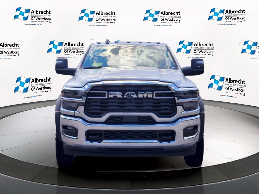 New 2026 RAM 4500 Tradesman w/ Chrome Appearance Group AWD/4WD image 8