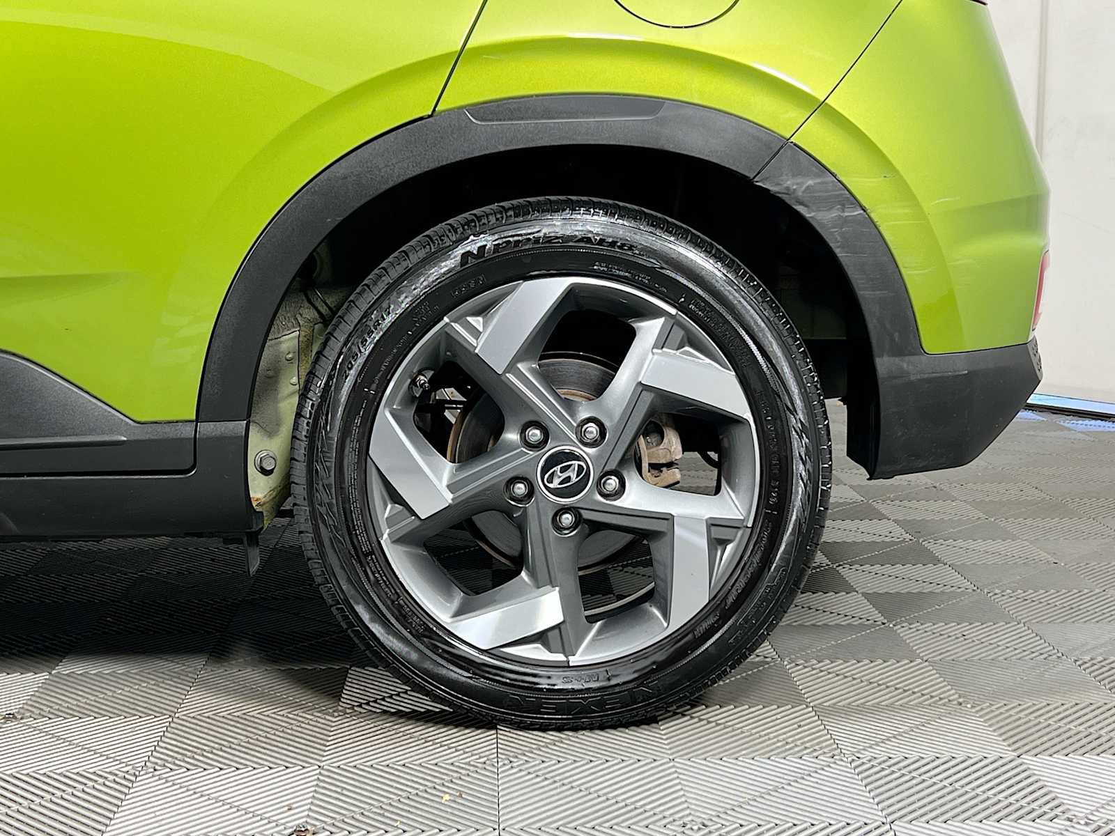 Certified 2023 Hyundai Venue SEL w/ Cargo Package image 30