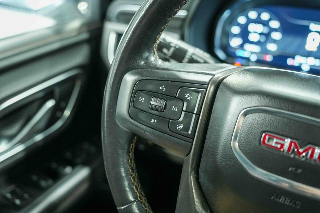 Used 2022 GMC Yukon AT4 image 32