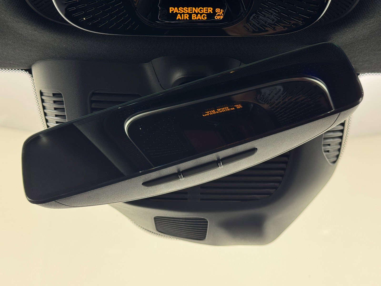 Used 2024 Mercedes-Benz GLC 43 AMG 4MATIC image 41