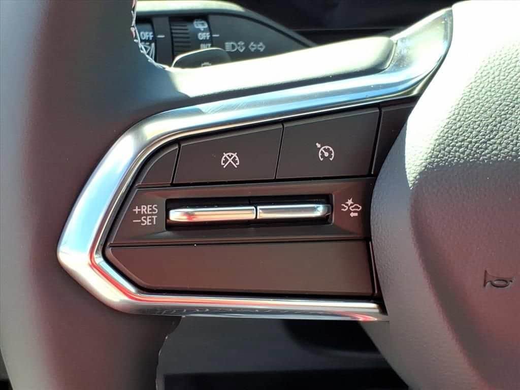 New 2026 Chevrolet Equinox EV LT w/ LPO, All-Weather Mat Package image 17