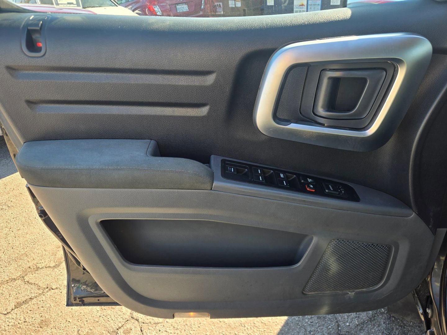 Used 2008 Honda Ridgeline RT image 9