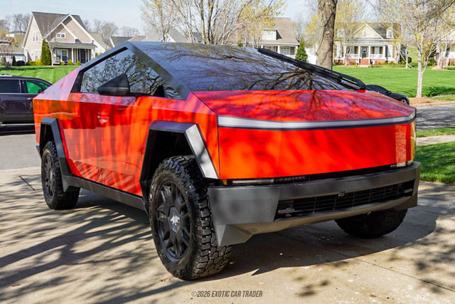 Used 2024 Tesla Cybertruck Cyberbeast AWD/4WD image 12