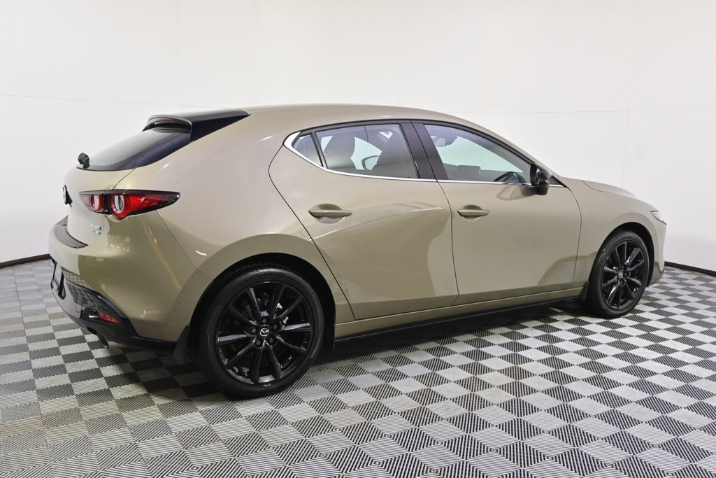 Certified 2025 MAZDA MAZDA3 Carbon image 7