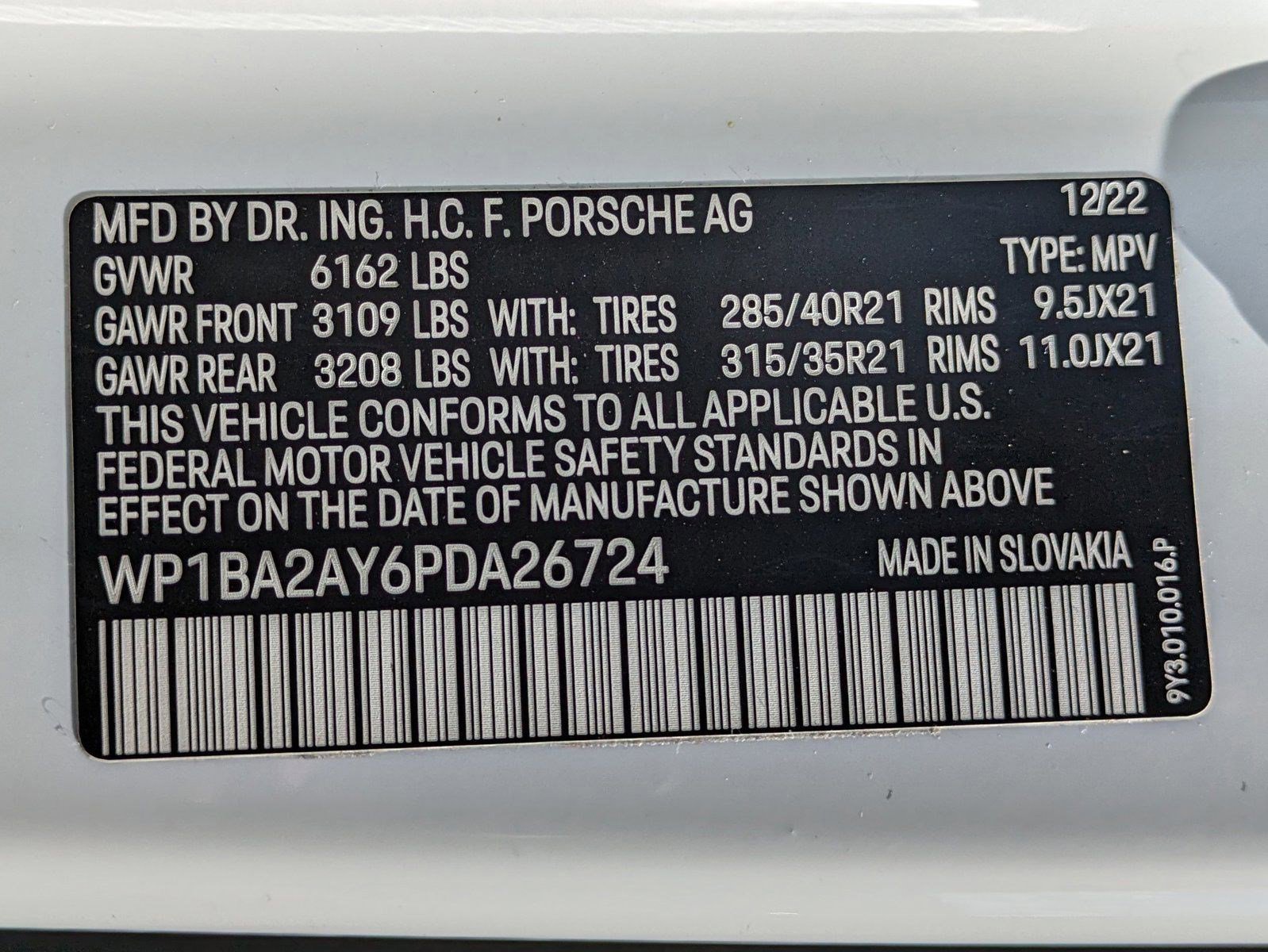 Certified 2023 Porsche Cayenne Coupe image 26