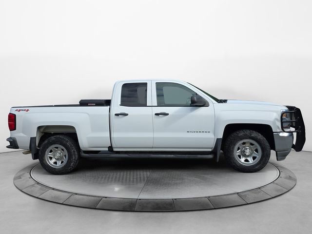 Used 2017 Chevrolet Silverado 1500 LS w/ Trailering Package AWD/4WD image 3