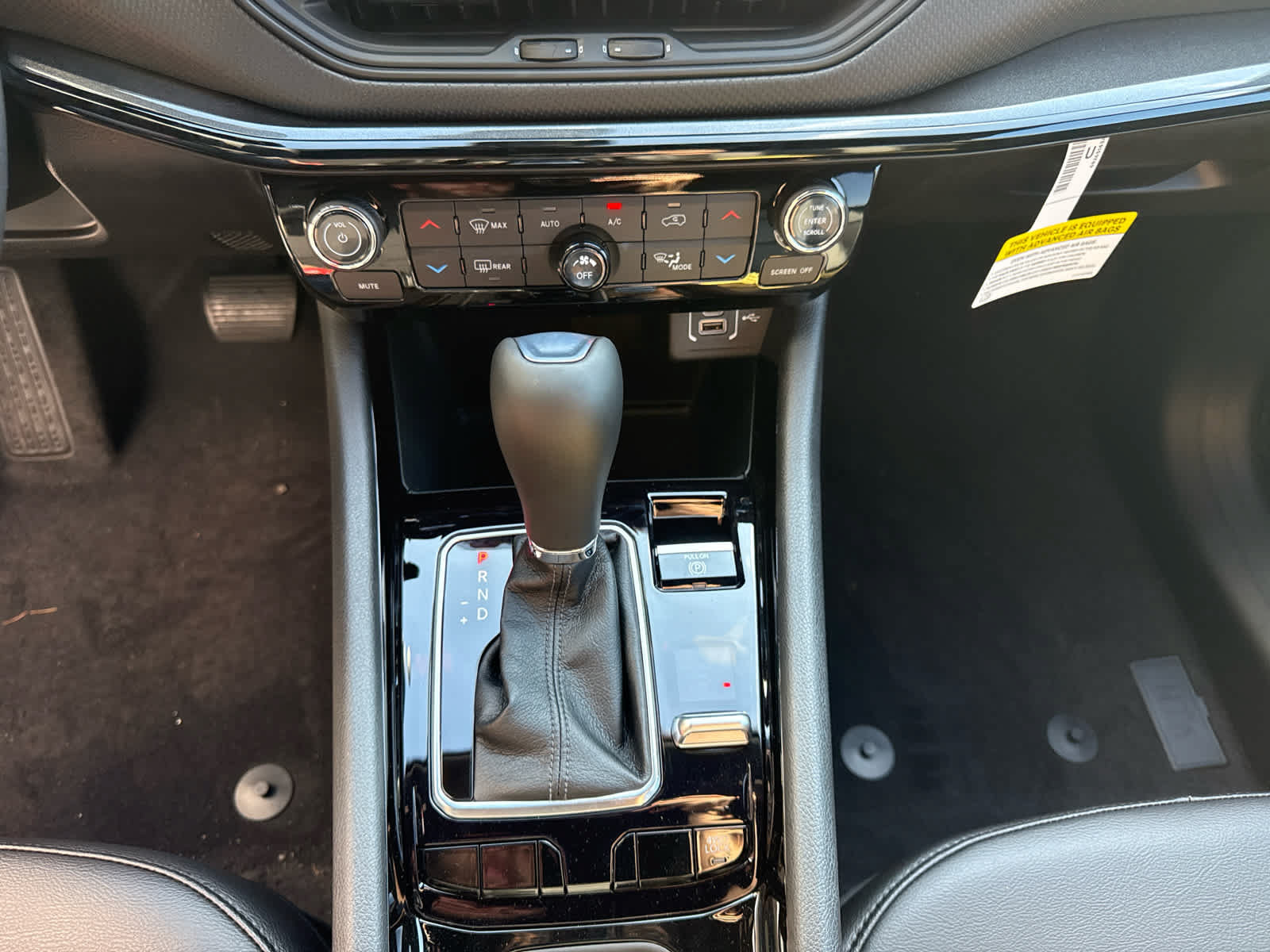 New 2026 Jeep Compass Limited AWD/4WD image 25