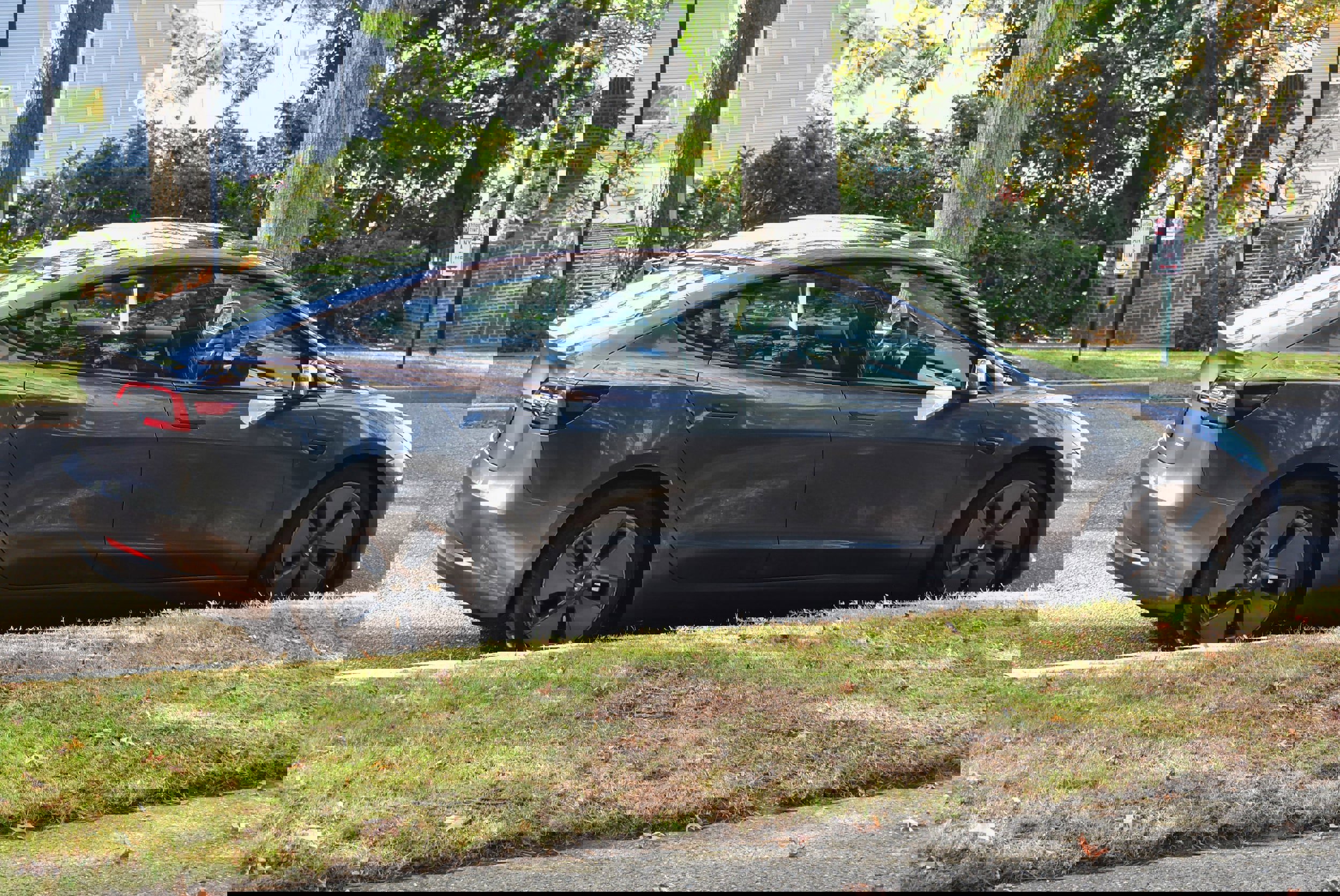 Used 2022 Tesla Model 3 Long Range image 9