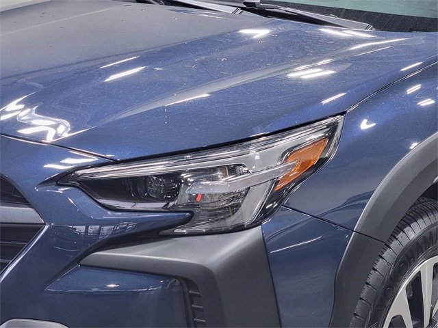 Certified 2025 Subaru Outback Premium image 9