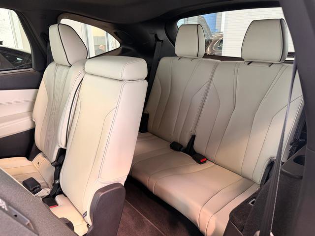 Used 2025 Acura MDX Type S image 31