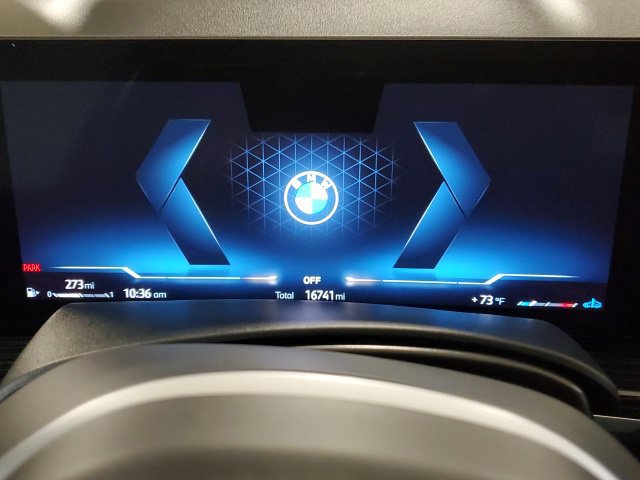 Used 2025 BMW X5 xDrive40i w/ M Sport Package AWD/4WD image 24