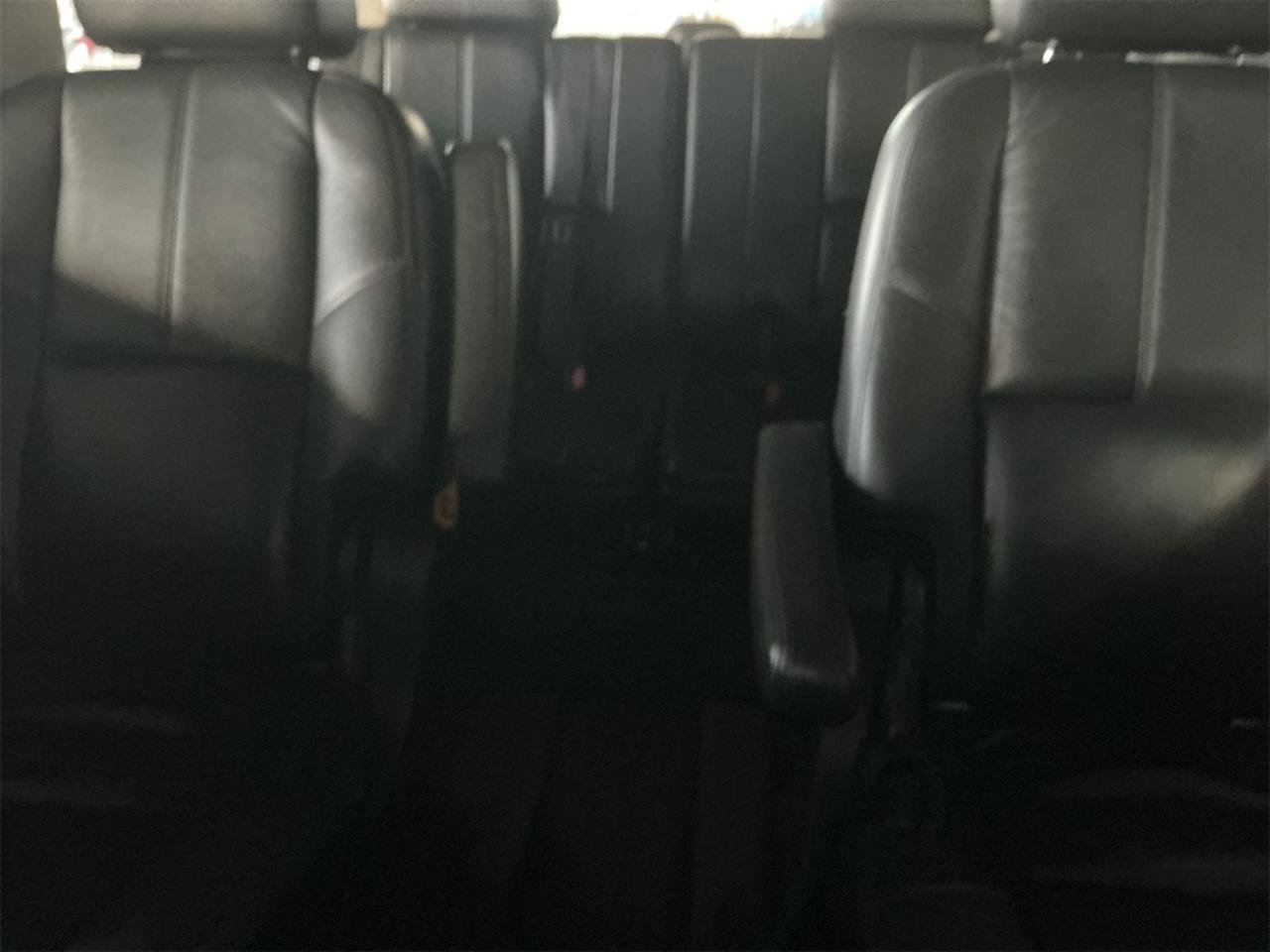 Used 2009 GMC Yukon XL SLT w/ Preferred Package RWD image 10