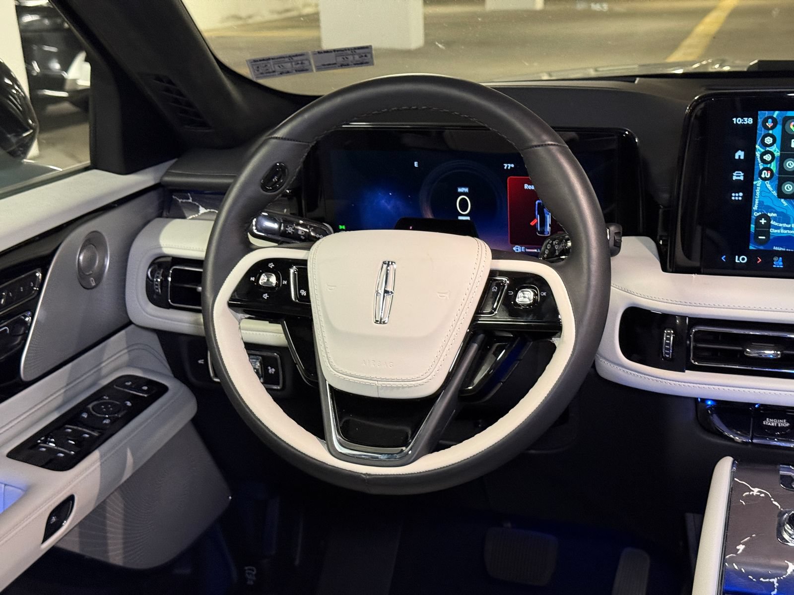 New 2026 Lincoln Aviator Black Label w/ Dynamic Handling Package AWD/4WD image 22