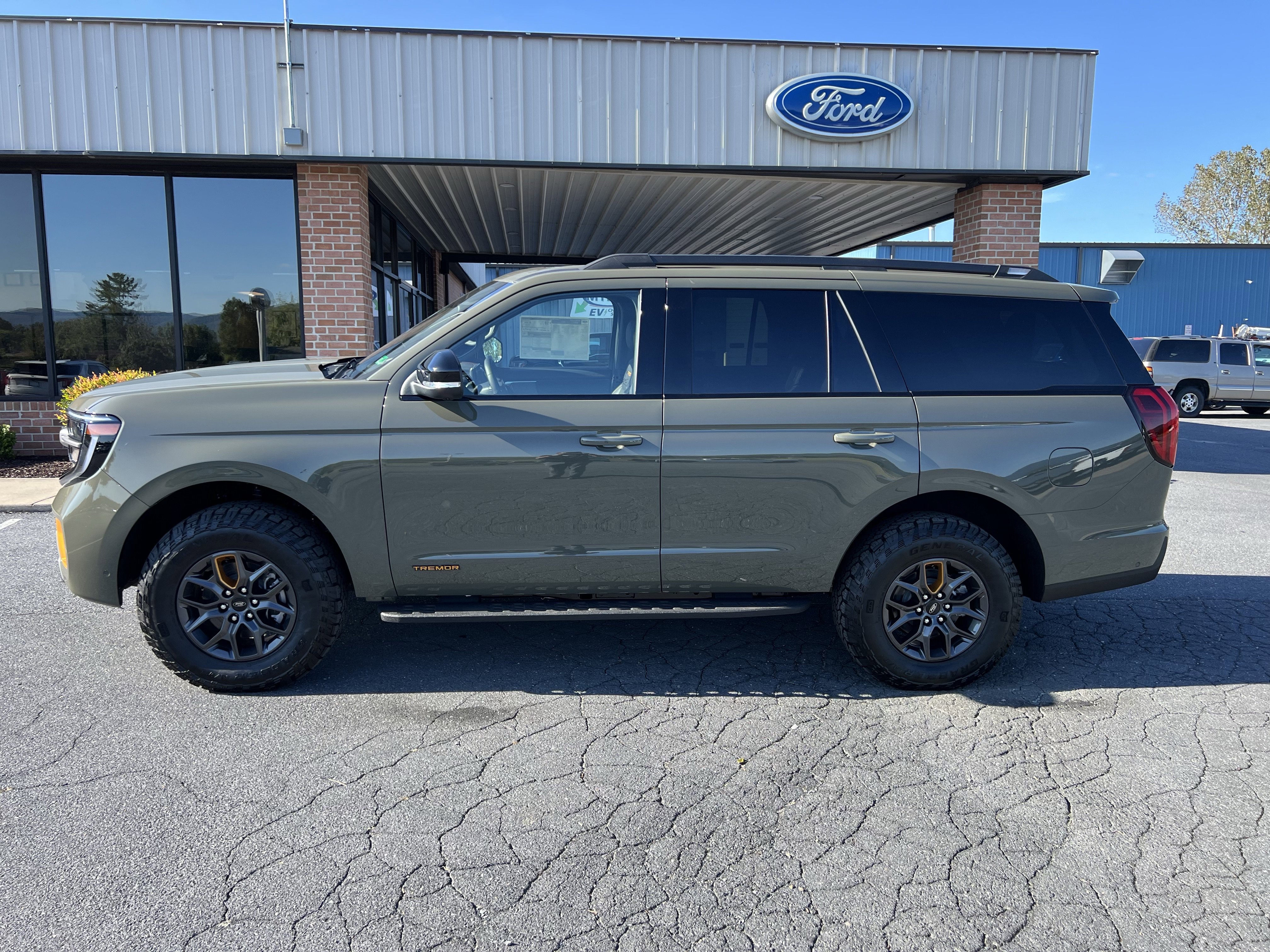New 2025 Ford Expedition Tremor image 1