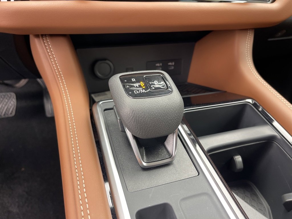 New 2026 Nissan Pathfinder Platinum image 13