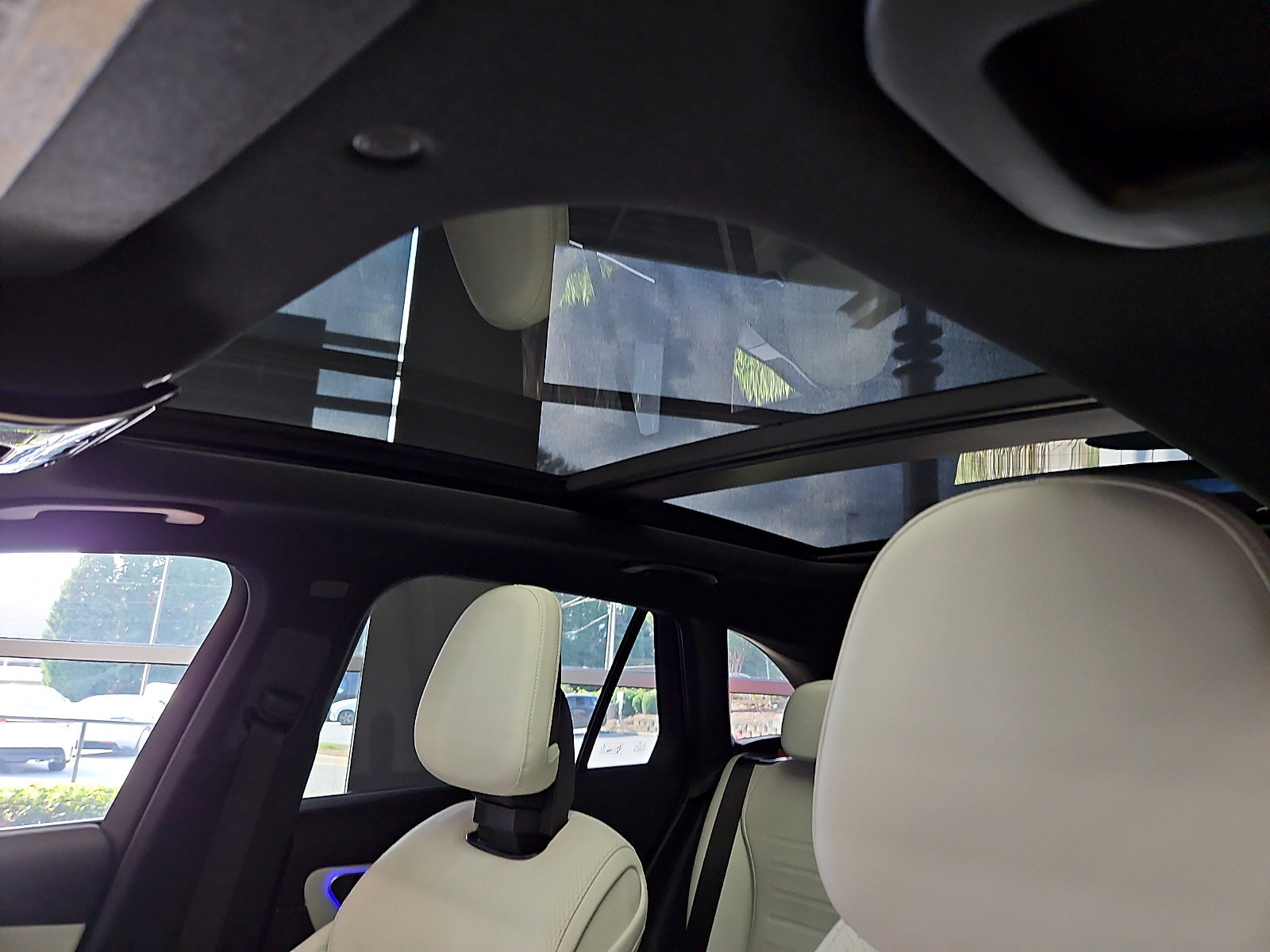 New 2026 Mercedes-Benz GLC 300 4MATIC image 11