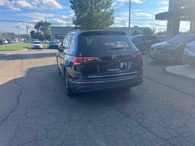 Used 2023 Volkswagen Tiguan S w/ Driver Assistance Package FWD image 9