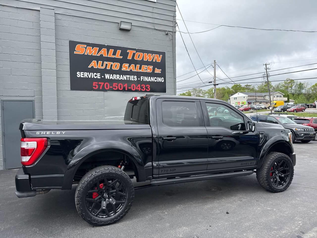 Used 2022 Ford F150 Lariat w/ Equipment Group 502A High image 6