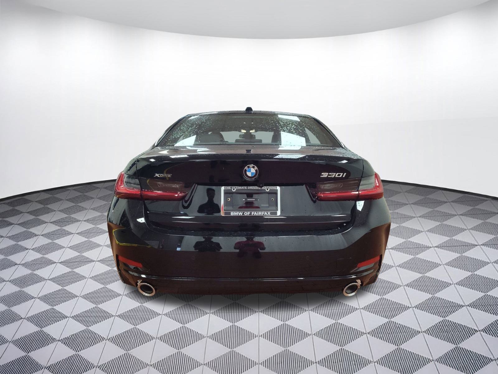 Used 2025 BMW 330i xDrive Sedan w/ Convenience Package image 10