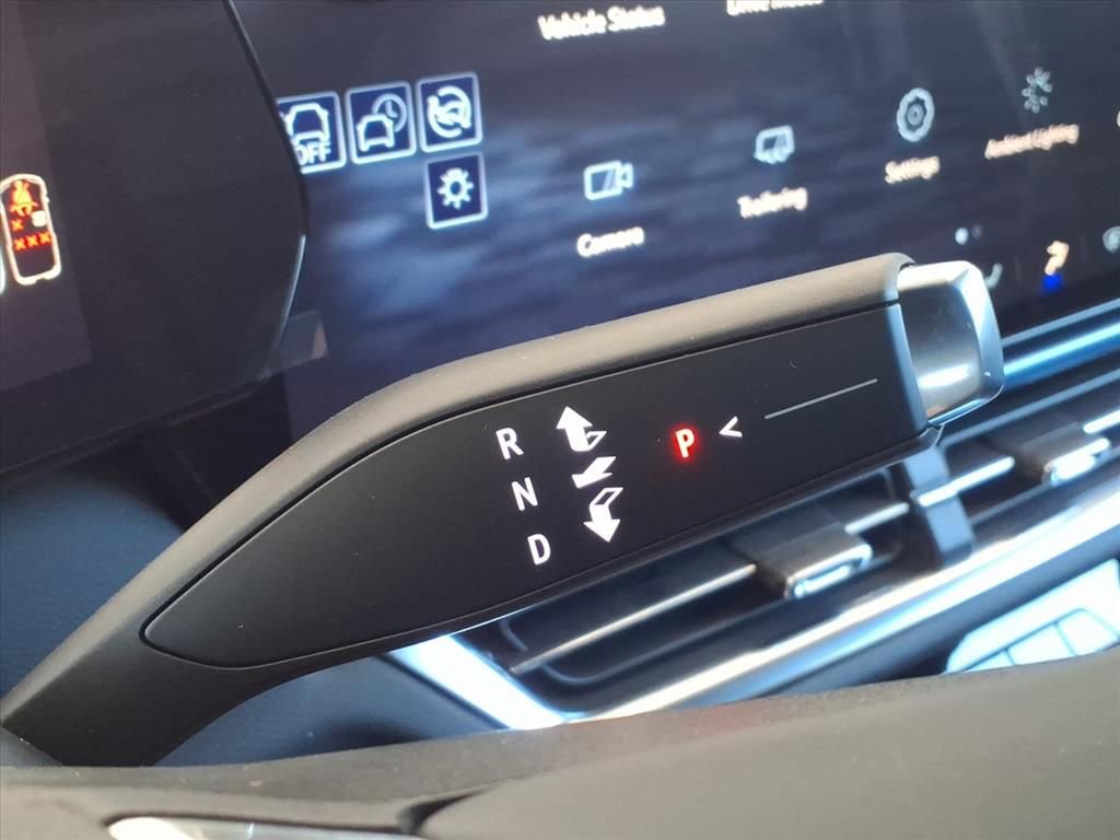 New 2026 Chevrolet Equinox EV LT image 15