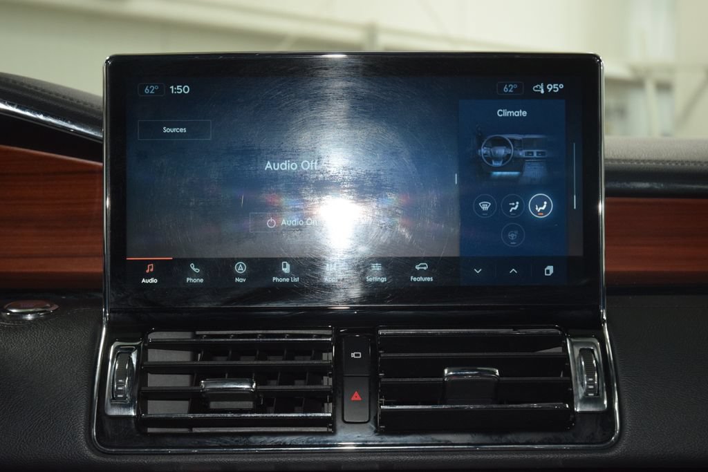 Used 2024 Lincoln Navigator L 4WD image 31