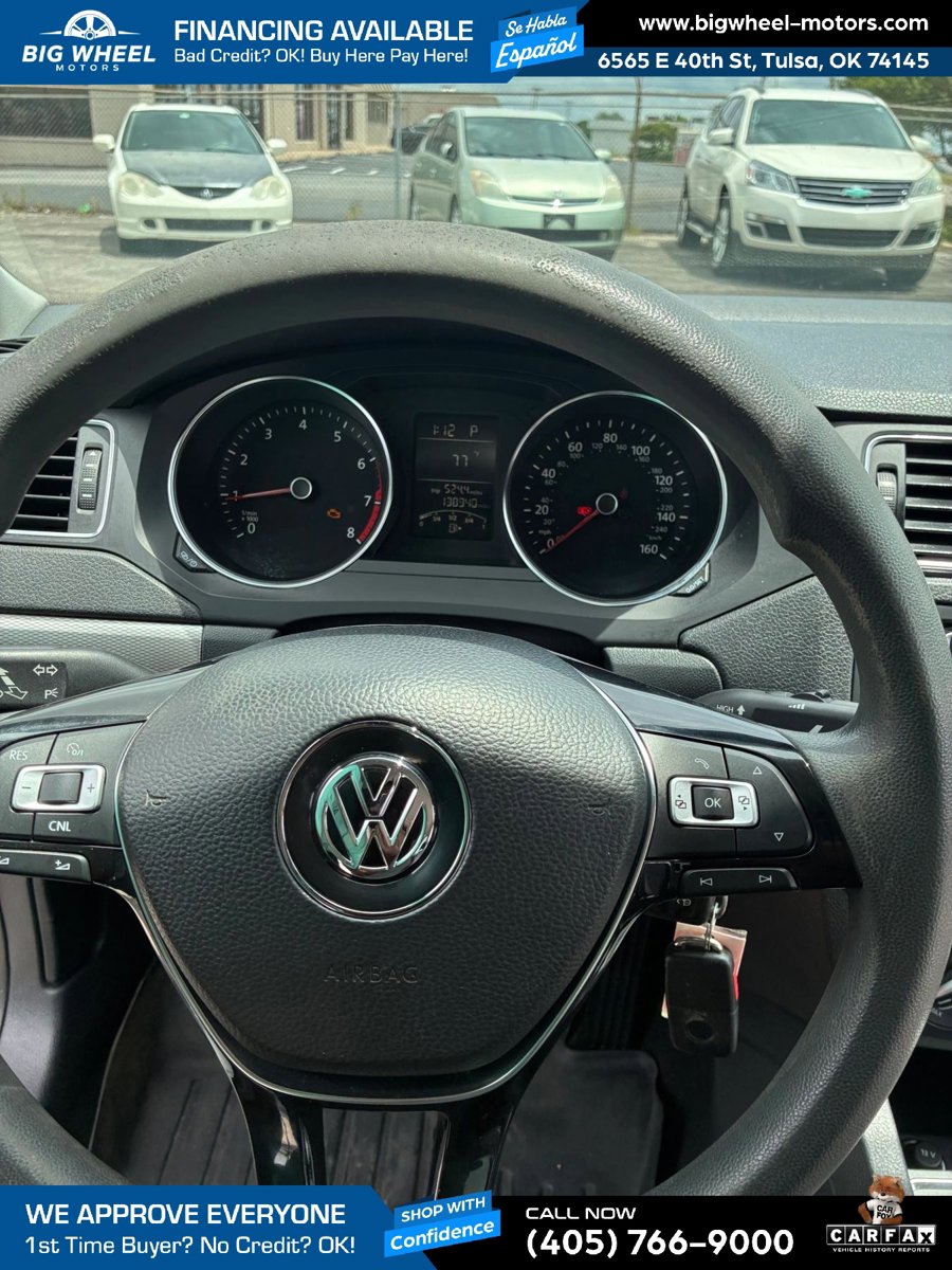 Used 2017 Volkswagen Jetta S w/ Jetta S Cold Weather Package FWD image 13
