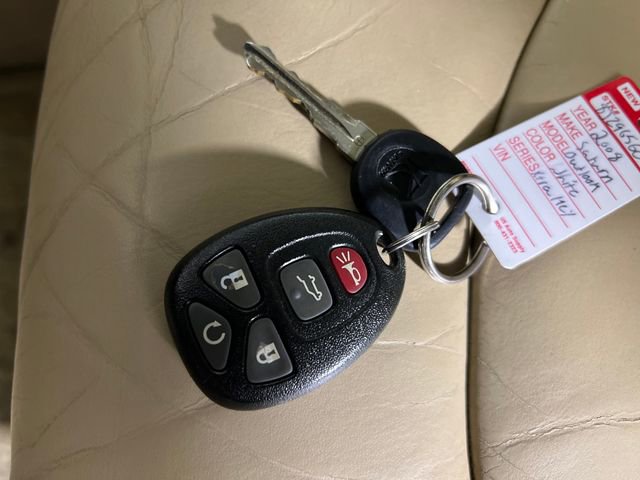 Used 2008 Saturn Outlook XR w/ Premium Trim Package image 24