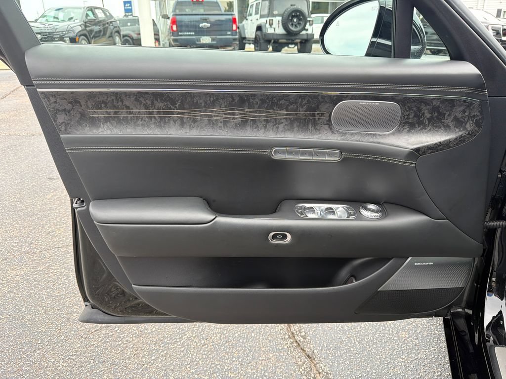 Used 2023 Genesis G90 3.5T AWD/4WD image 10