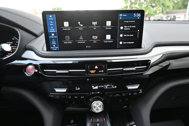 Used 2025 Acura MDX SH-AWD image 36